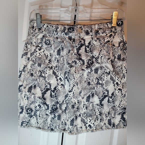 Sanctuary Snakeskin Print Mini Skirt - Picture 1 of 6